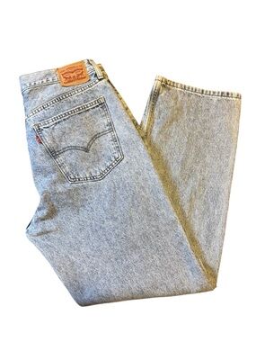 Levi's Women’s Low Pro Mid-Rise Light Blue Wash Size 31